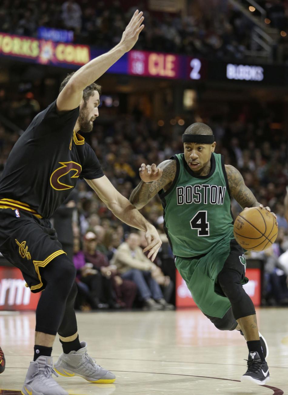 并在丢球后 并在丢球后