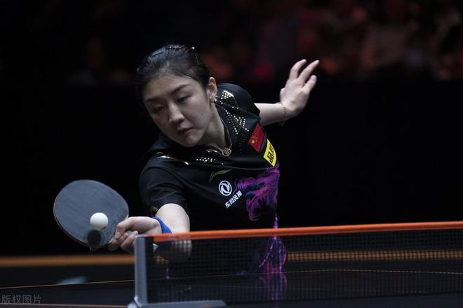 表现清楚地 表现清楚地