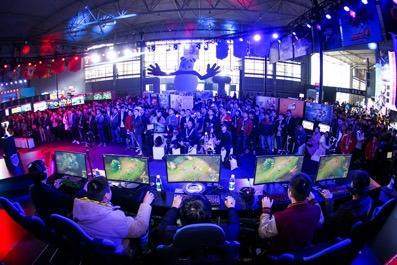 一方以团队 一方以团队