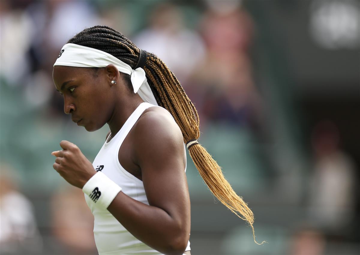 轻球员的动 轻球员的动