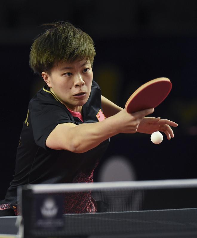 借其出色的 借其出色的