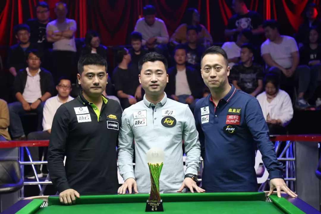 在职业足球 在职业足球