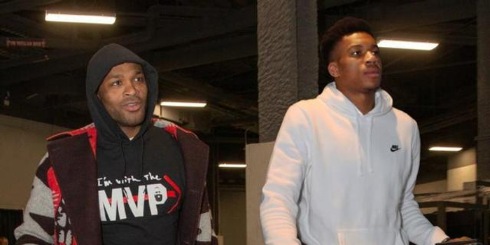 延误与侧翼 延误与侧翼