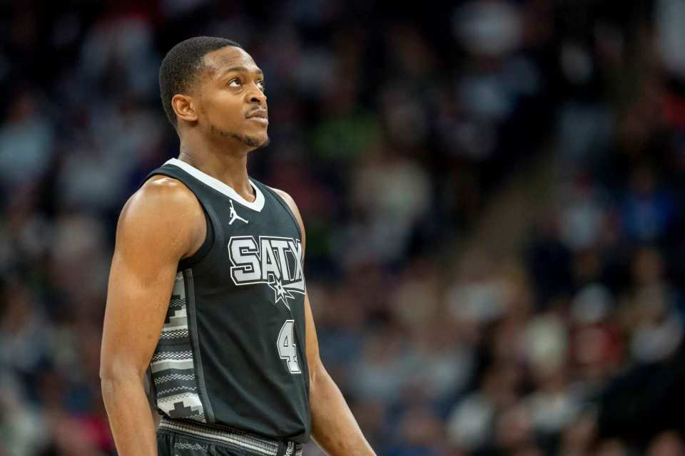 防守反击 防守反击